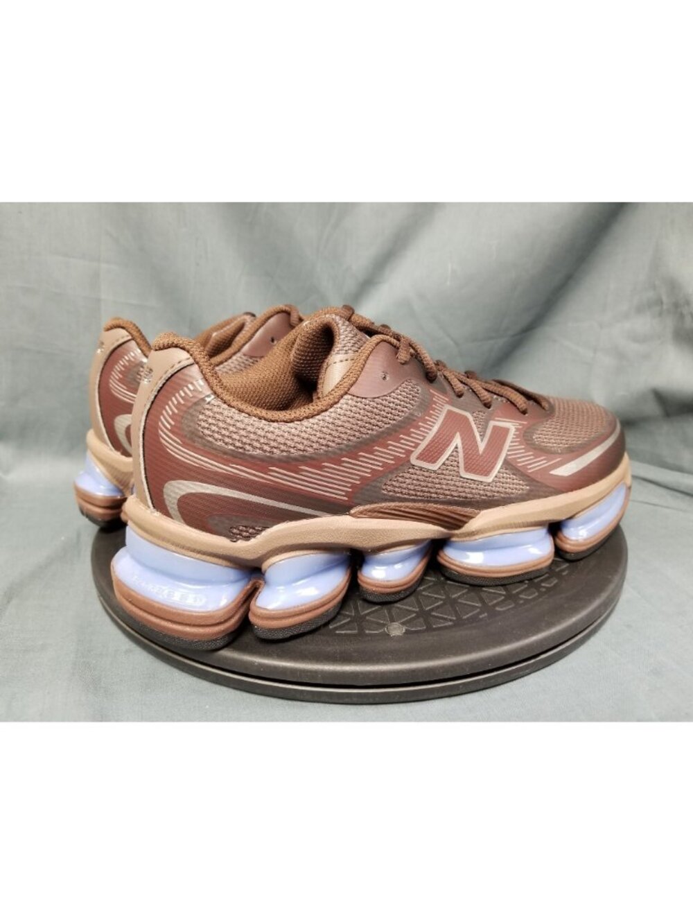 New Balance 2000 Pumpernickel Sneakers U200076U Men's Size 8 NEW NO BOX! - Picture 8 of 11